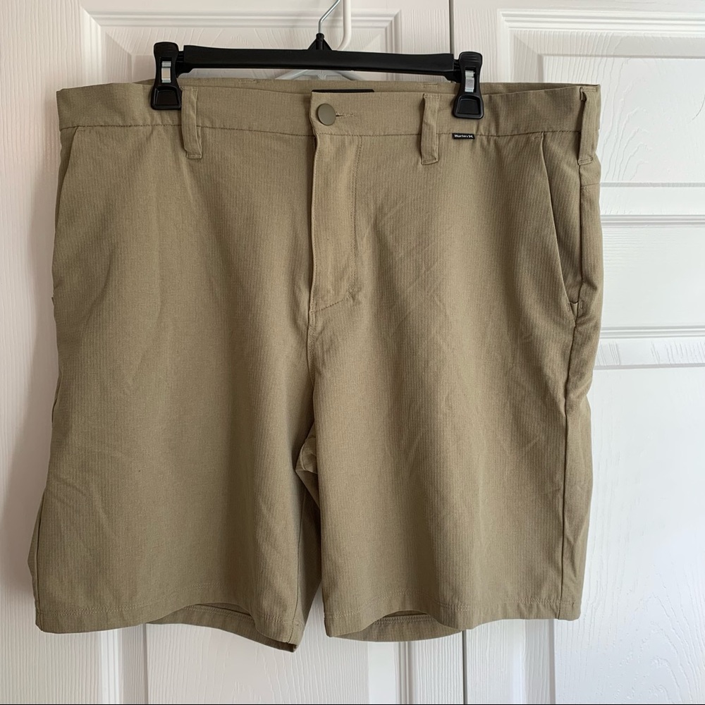 Men’s Hurley lightweight, dri-fit shorts
